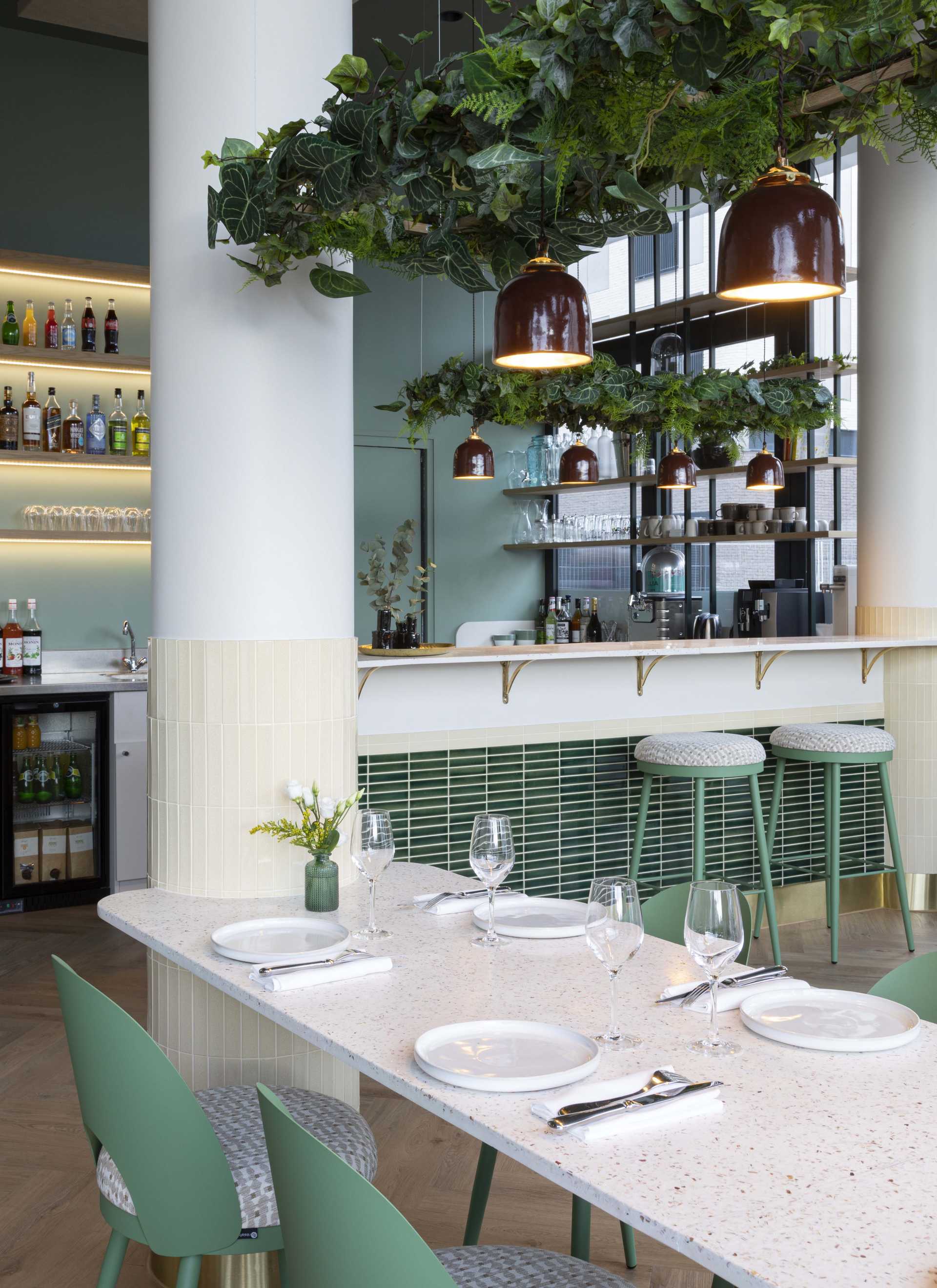 An architect designs a bistronomic restaurant in Nantes