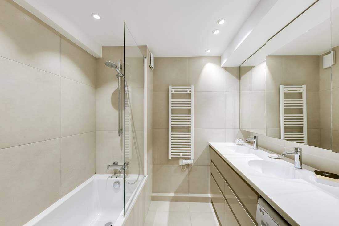 Rénovation d'une salle de bain par un architecte d'intérieur à Nantes