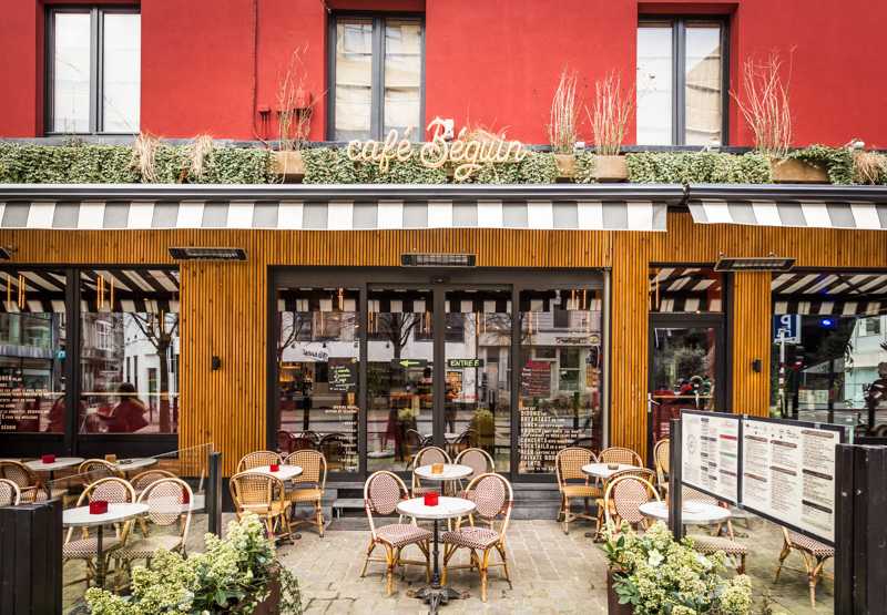 Façade d'un restaurant rénovée par un architecte à Nantes