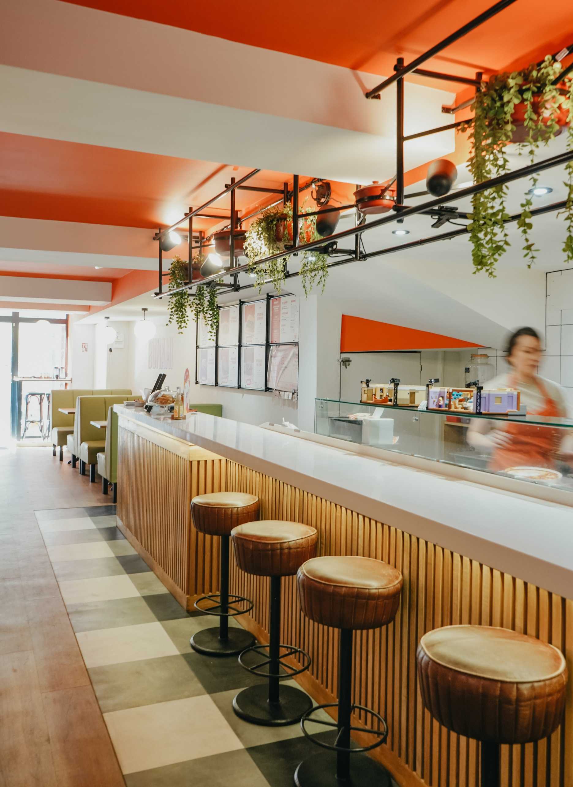 An architect designs a bistro restaurant in Nantes