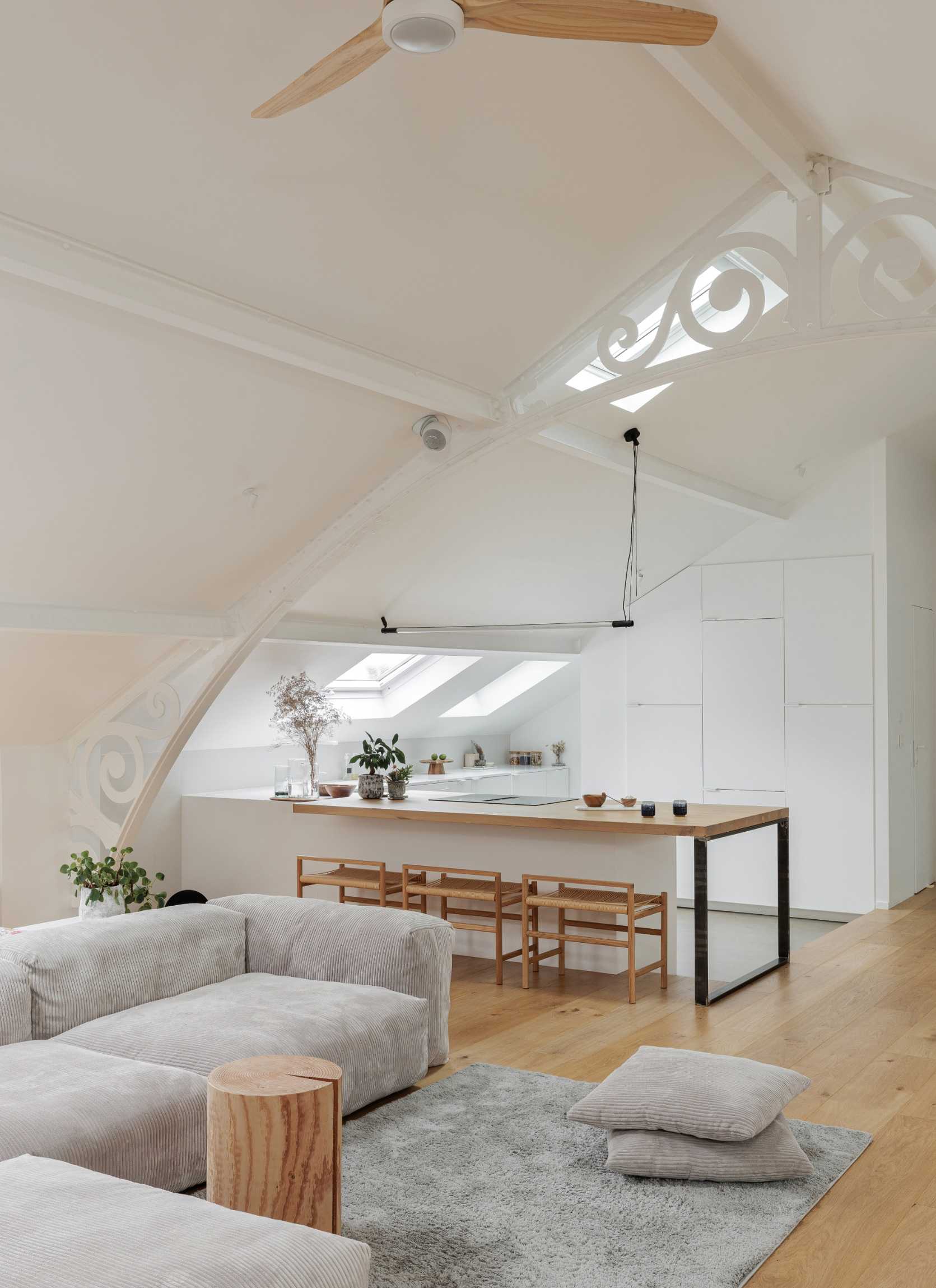 Modern living space in an attic apartment designed by an interior architect in Nantes